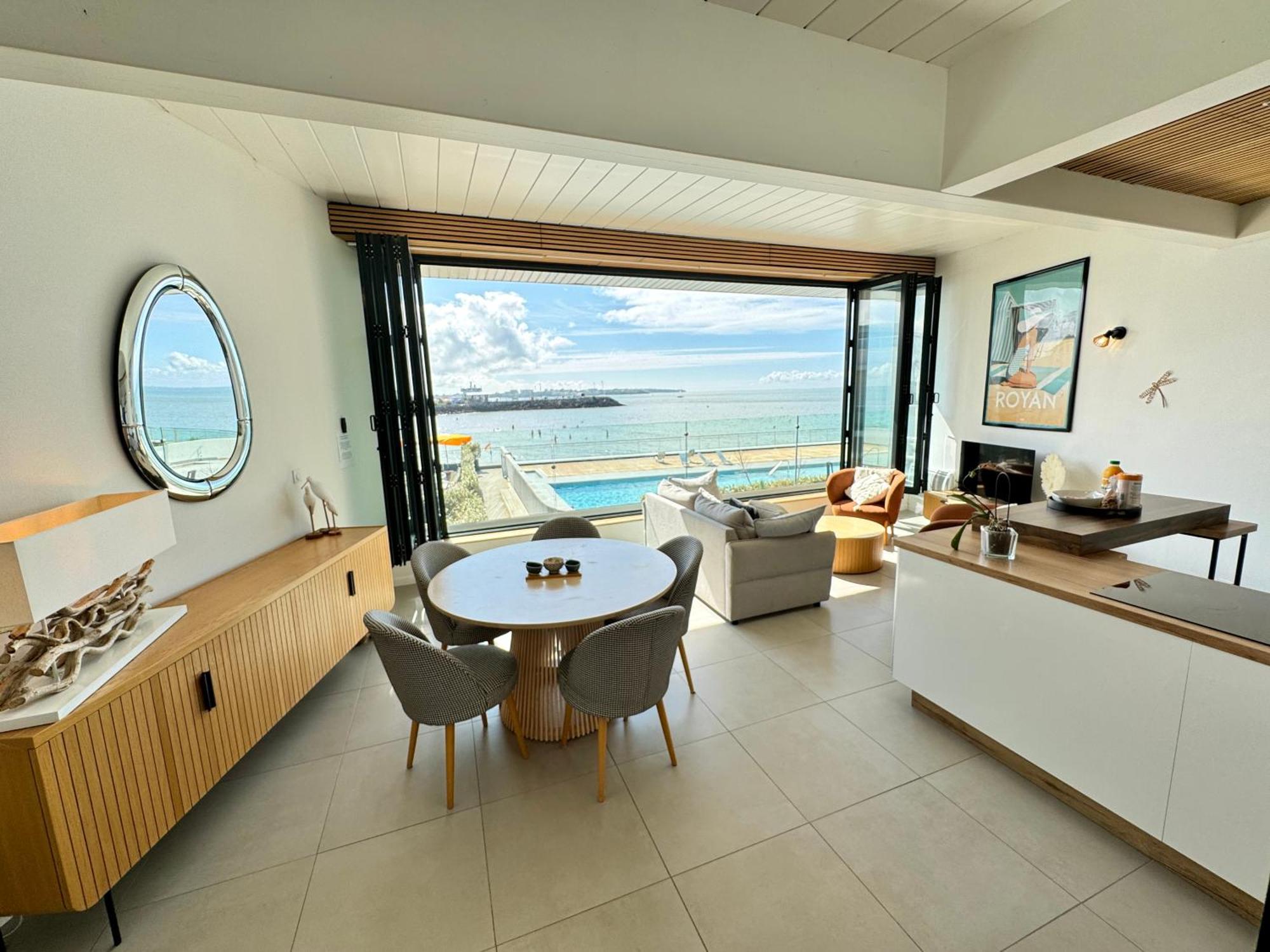 Le Sunrise - Panorama Sur L'Estuaire Apartment Роаян Екстериор снимка
